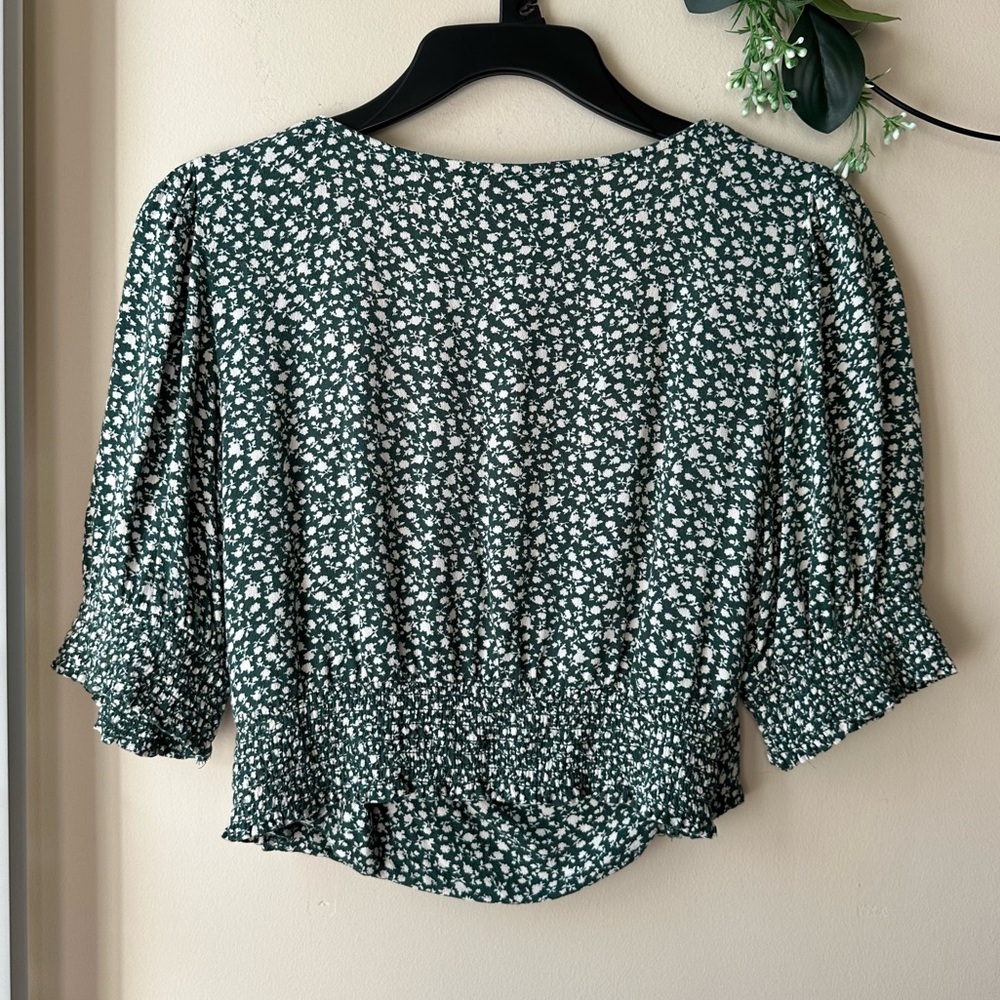 American Eagle Blouse - Picture 7 of 8